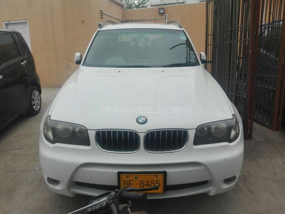 BMW X3 Series 2004 for Sale in Karachi Image-1