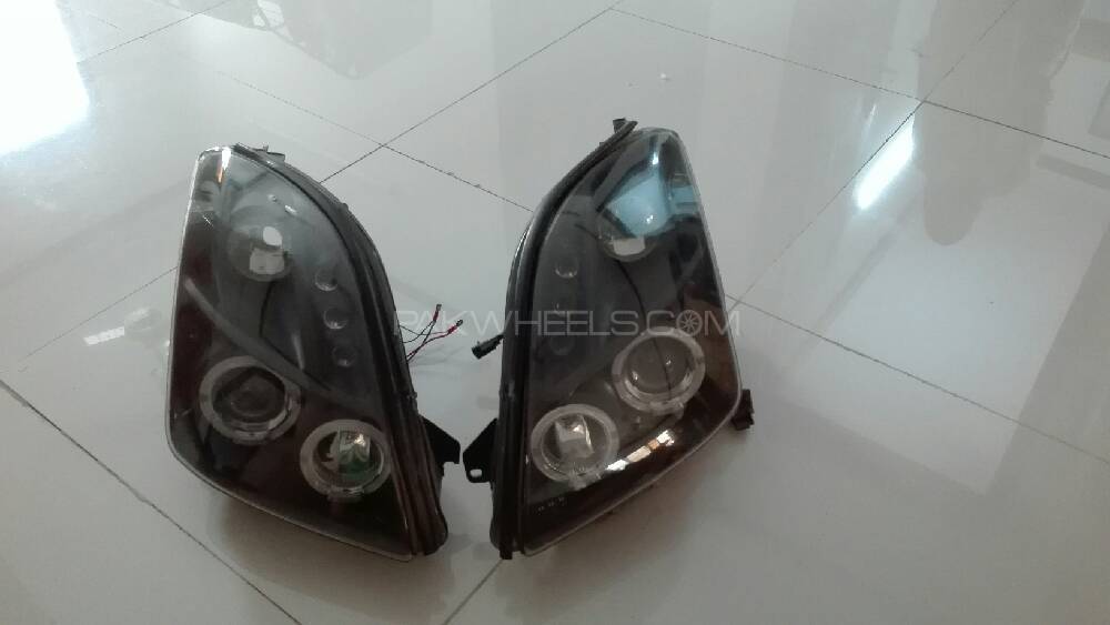 Projection Head lamps for Suzuki Swift Image-1