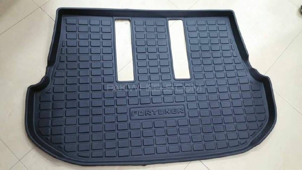 FORTUNER TRUNK TRAY AVAILABLE  A+ QUALITY  Image-1
