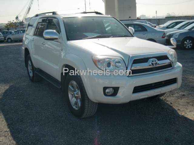 Toyota Surf 2008 for Sale in Karachi Image-1