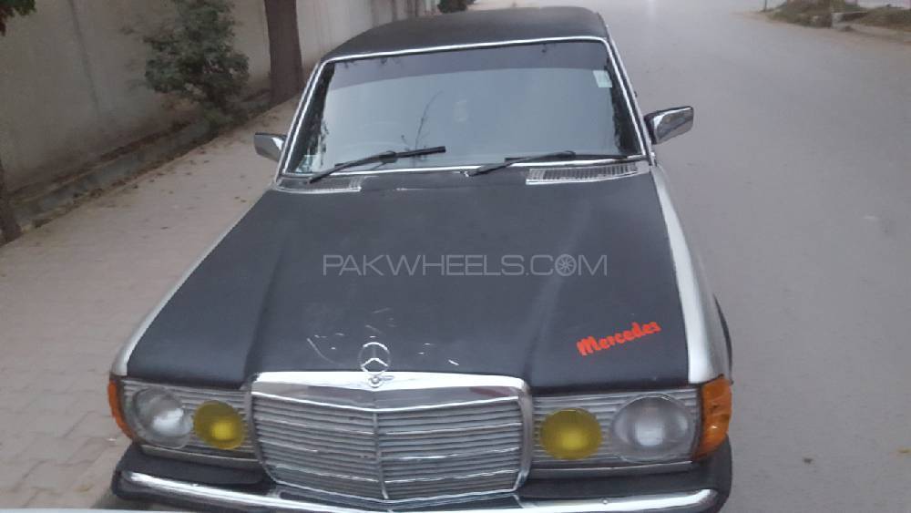 Mercedes Benz 200 D 1979 for Sale in Peshawar Image-1