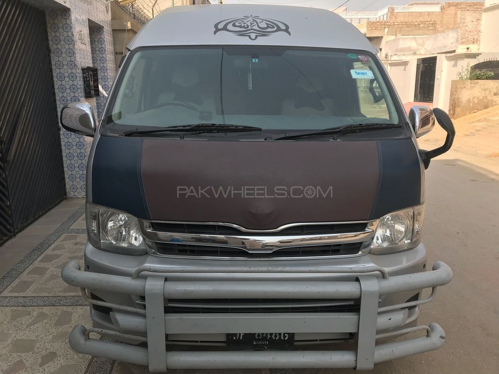 Toyota Hiace 2012 for Sale in Hyderabad Image-1