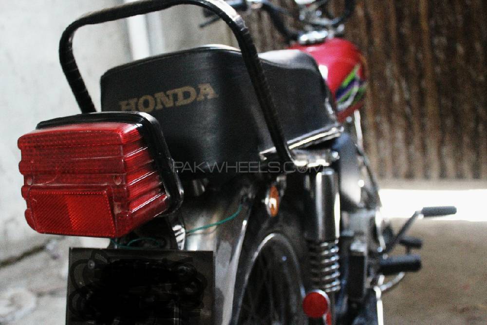 Honda CG 125 Deluxe 2009 for Sale Image-1