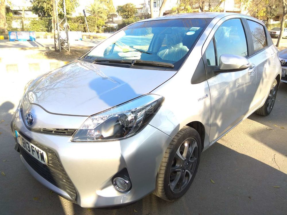 Toyota Yaris 2014 for Sale in Islamabad Image-1