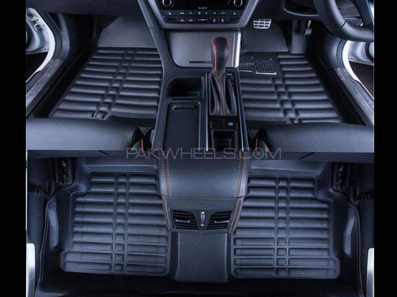 Toyota Revo 5D Floor Mats - Black Image-1