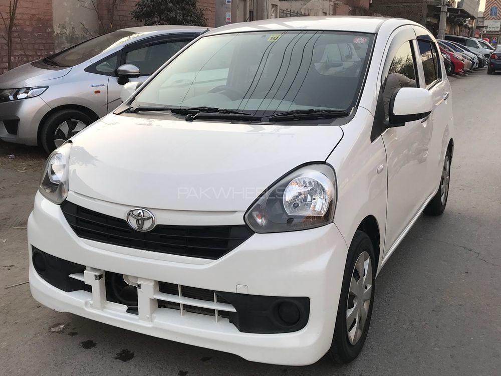 Toyota Pixis Epoch 2013 for Sale in Faisalabad Image-1
