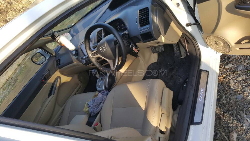Honda Civic 2010 for Sale in Nowshera cantt Image-1