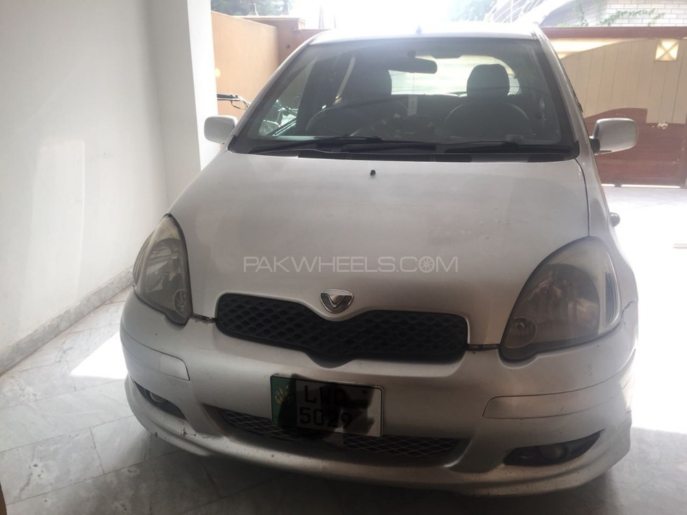 Toyota Vitz 2002 for Sale in Islamabad Image-1