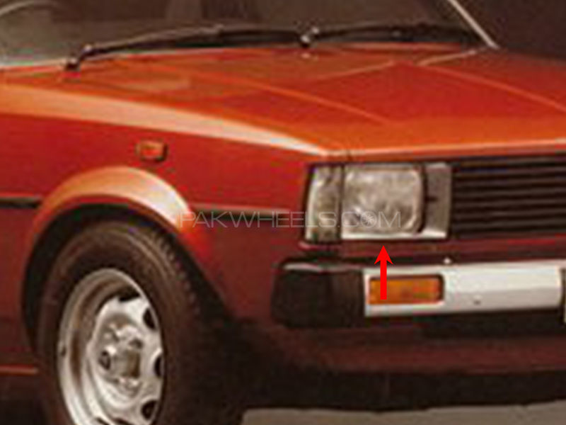 Toyota Corolla TYC Head Lamp 1982-1983 - 1 Pc RH in Lahore