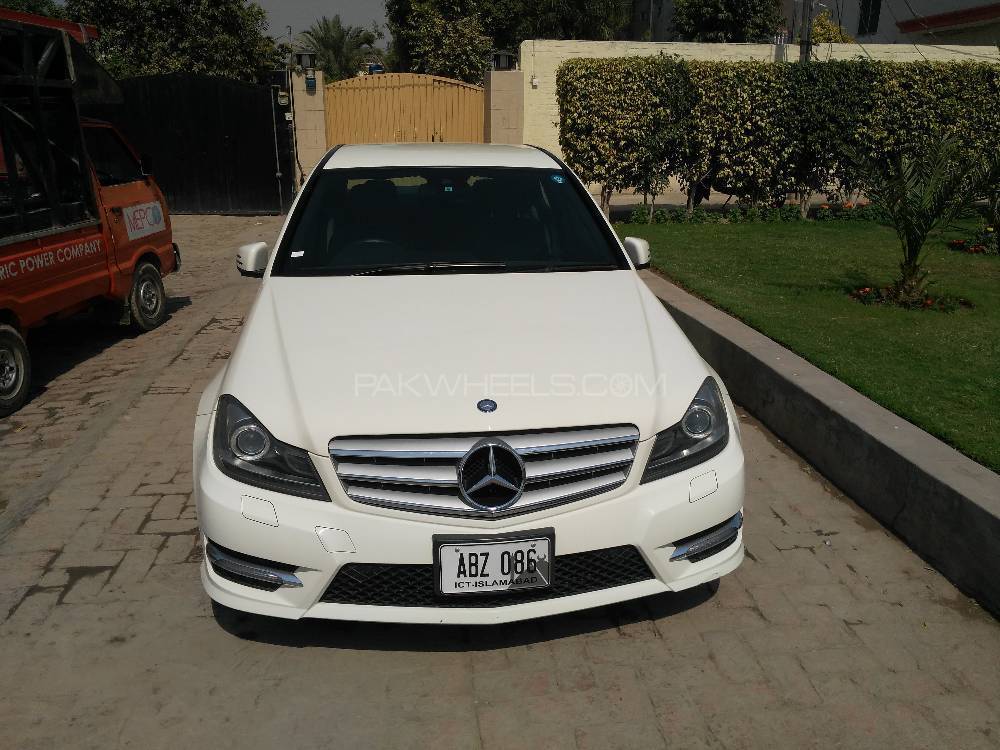 Mercedes Benz C Class 2012 for Sale in Multan Image-1