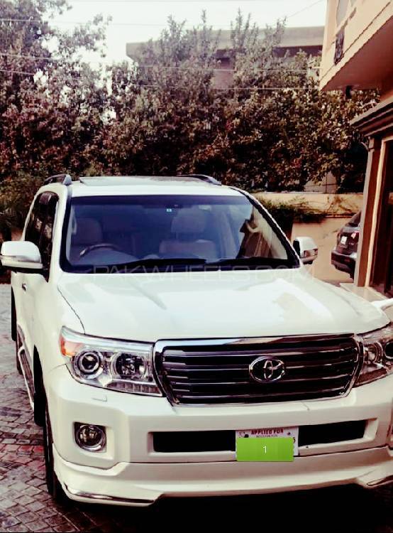 Toyota Land Cruiser 2014 for Sale in Gujranwala Image-1