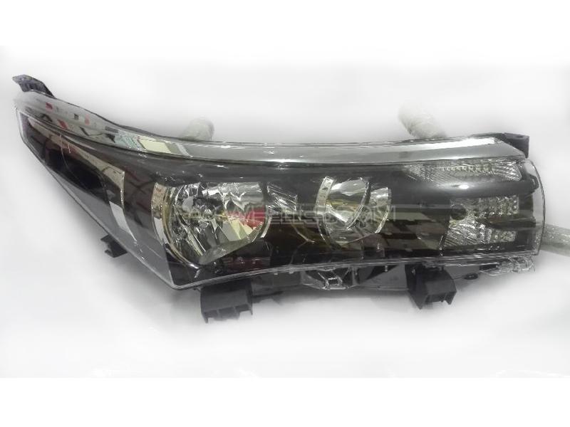 Toyota Corolla 2014-2017 LH Head Light Taiwan  for sale in Lahore Image-1