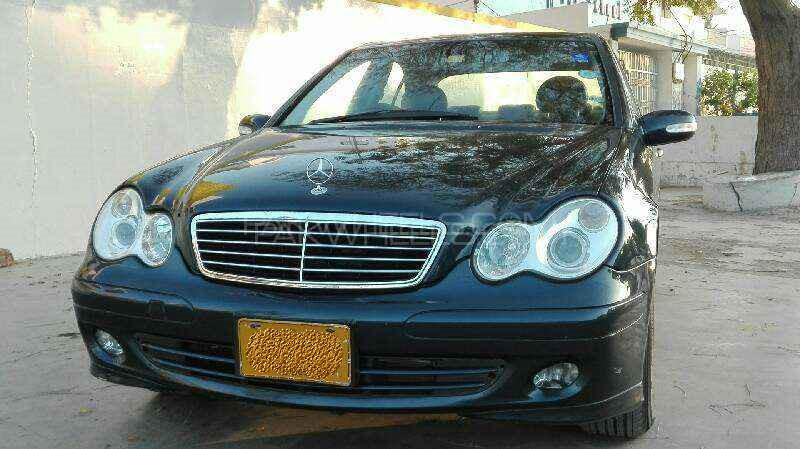 Mercedes Benz C Class 2003 for Sale in Karachi Image-1
