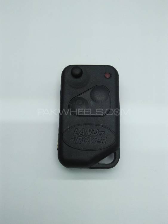 Old Range Rover and Old Defender Remote Shell Image-1