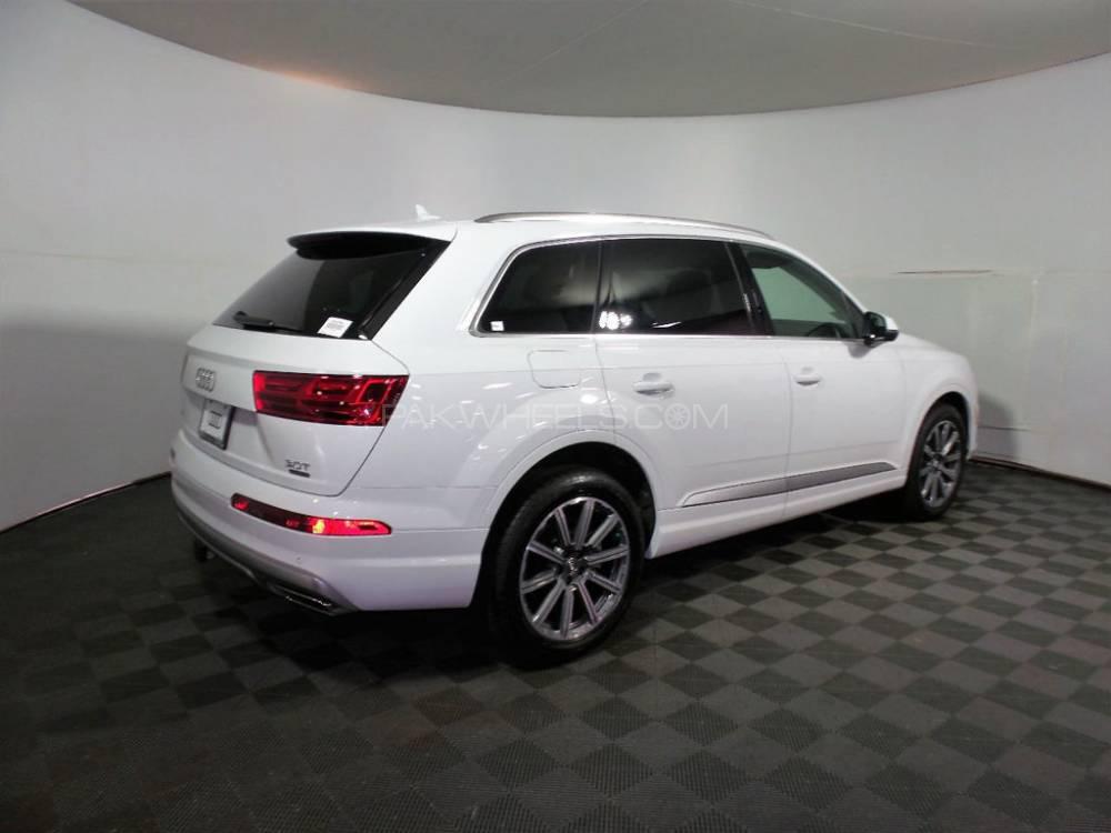 Audi Q7 2018 for Sale in Islamabad Image-1