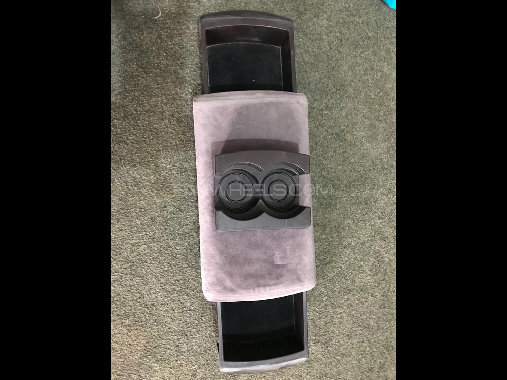 Toyota Corolla indus extended arm rest Image-1