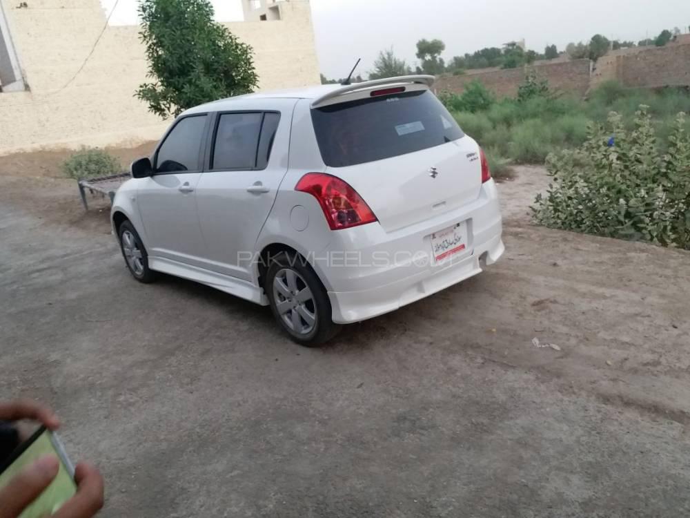 Suzuki Swift 2018 for Sale in Sadiqabad Image-1
