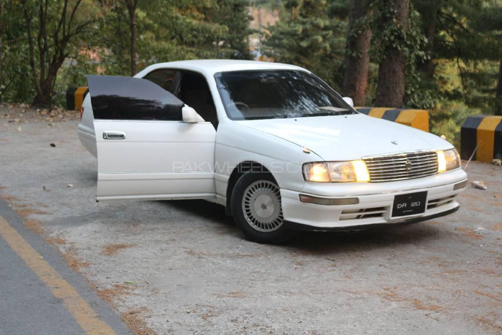 Toyota Crown 1995 for Sale in Abbottabad Image-1