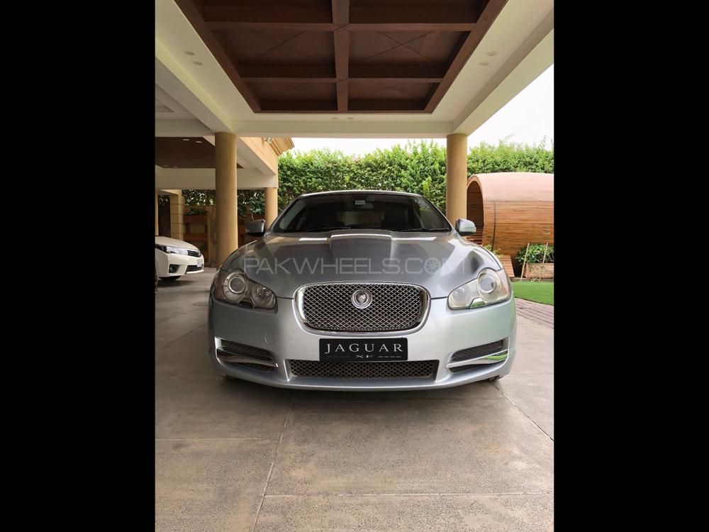 Jaguar XF 2009 for Sale in Lahore Image-1