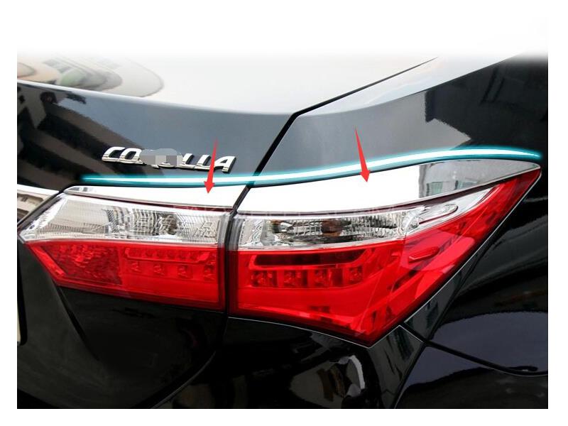 Toyota Corolla 2014-2018 Back Light Chrome  Image-1