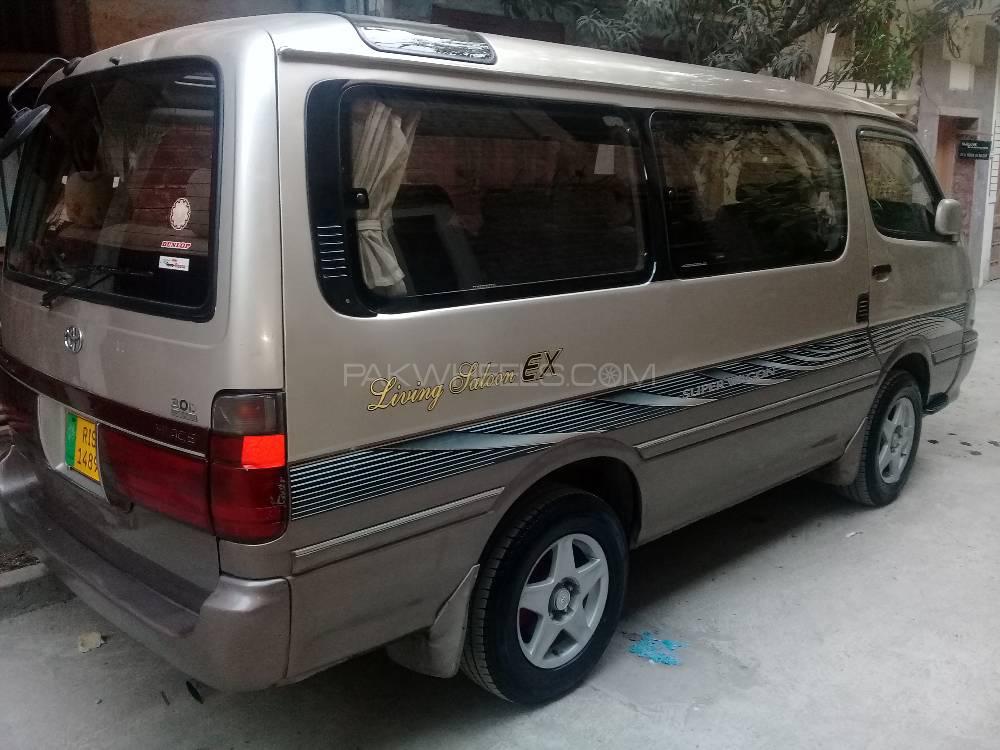 Toyota Hiace 1996 for Sale in Lahore Image-1