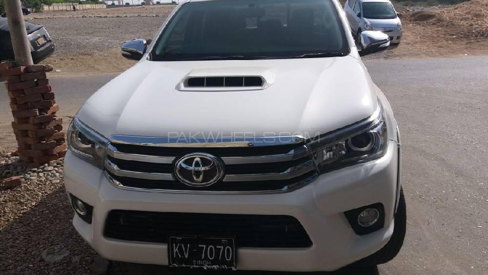Toyota Hilux 2016 for Sale in Karachi Image-1