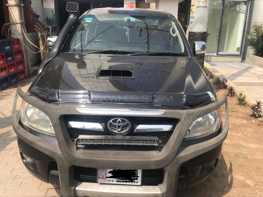 Toyota Hilux 2007 for Sale in Sialkot Image-1