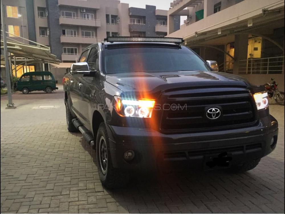 Toyota Tundra 2011 for Sale in Islamabad Image-1