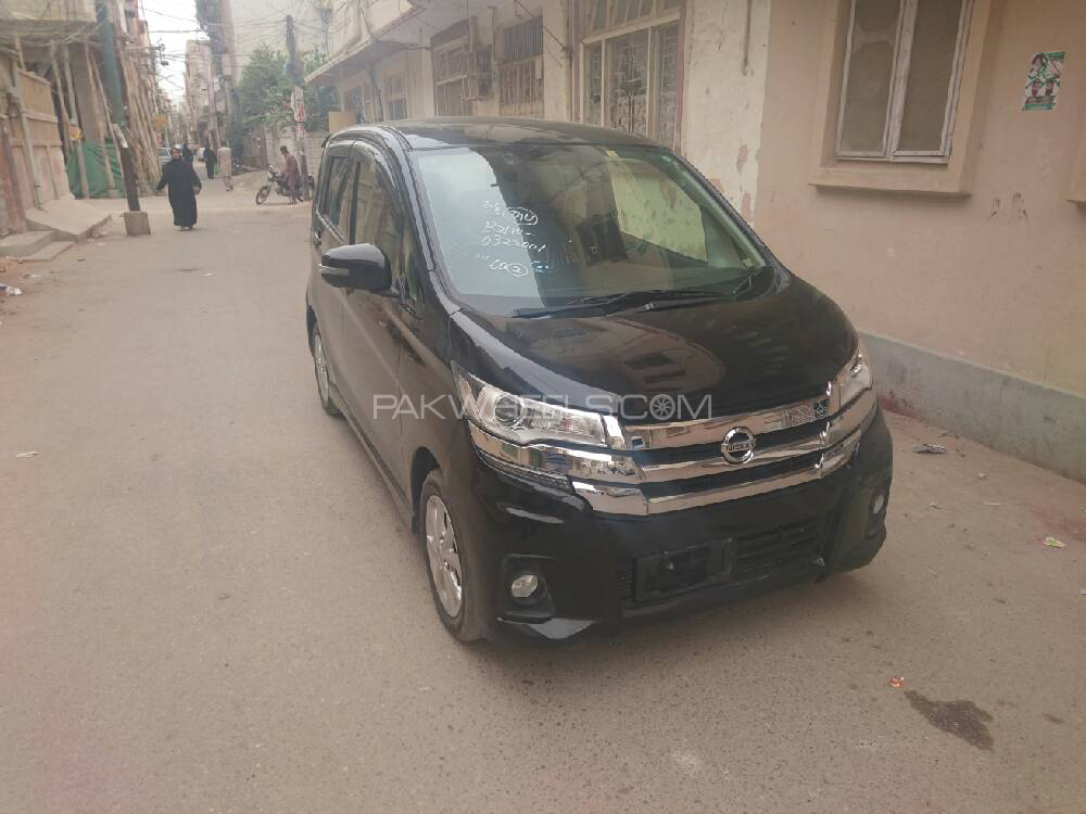 Nissan Dayz Highway Star 2016 for Sale in Karachi Image-1