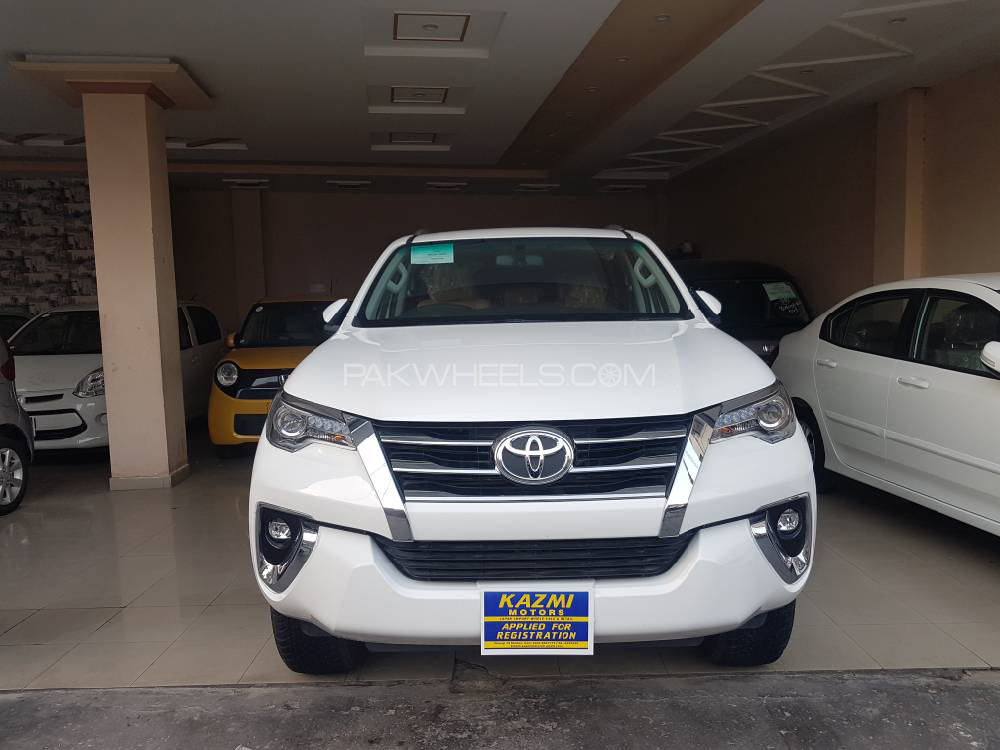 Toyota Fortuner 2018 for Sale in Multan Image-1