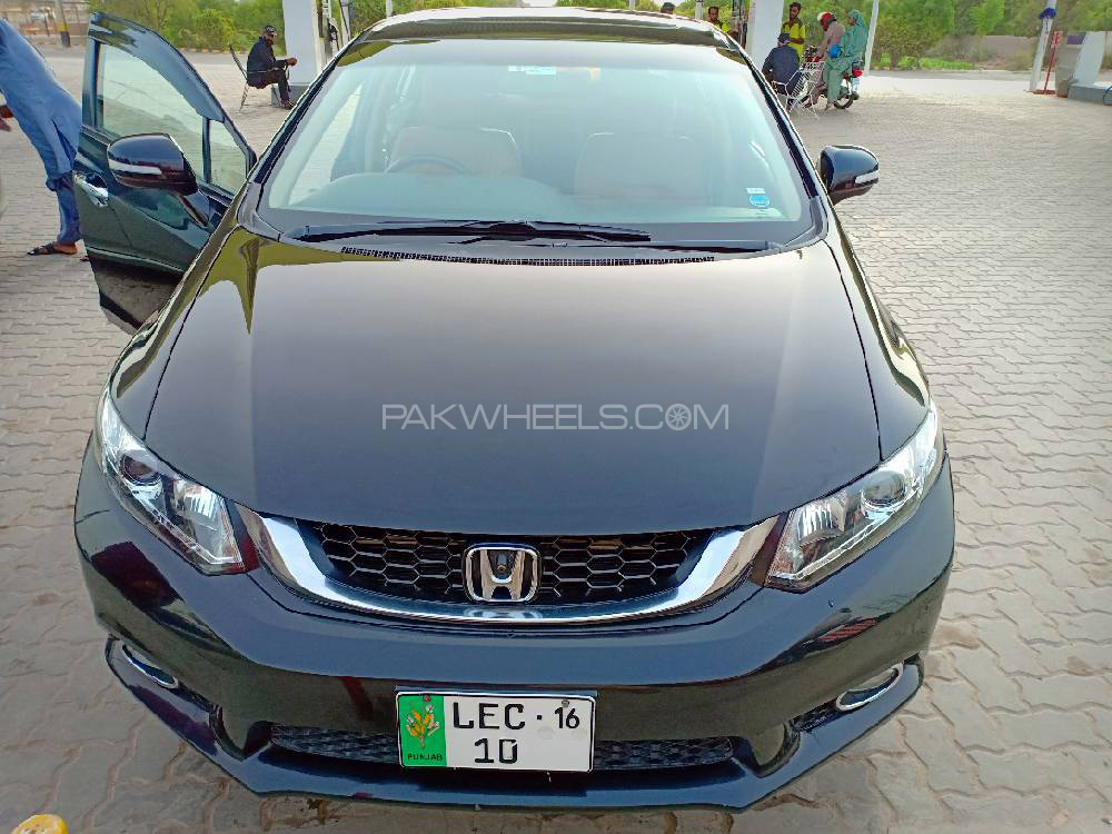Honda Civic 2016 for Sale in Multan Image-1