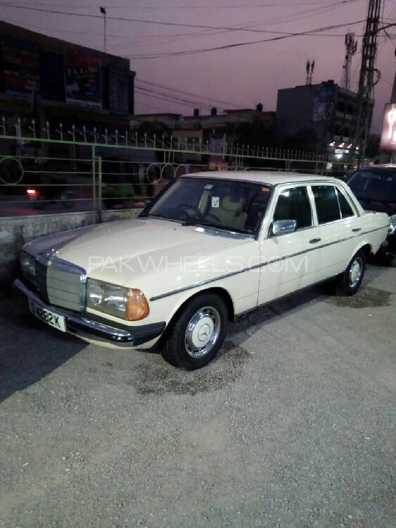 Mercedes Benz 200 D 1997 for Sale in Rawalpindi Image-1