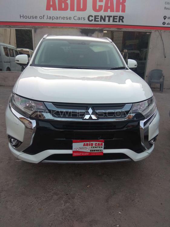 Mitsubishi Other 2017 for Sale in Gujranwala Image-1