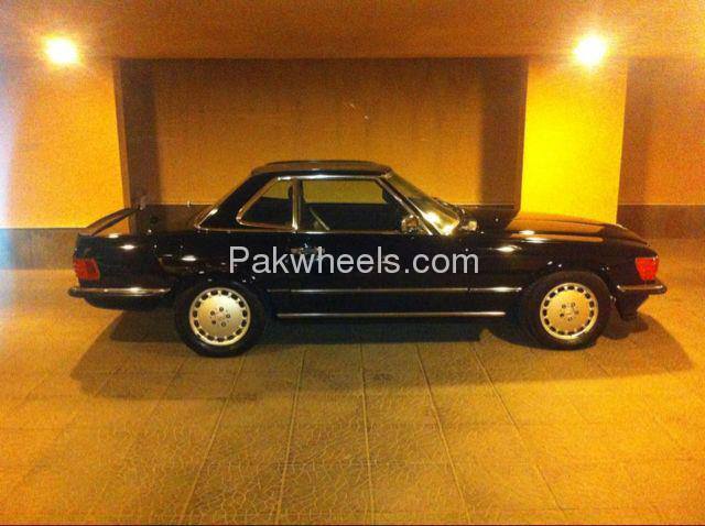 Mercedes Benz Sl Class 1983 for Sale in Karachi Image-1