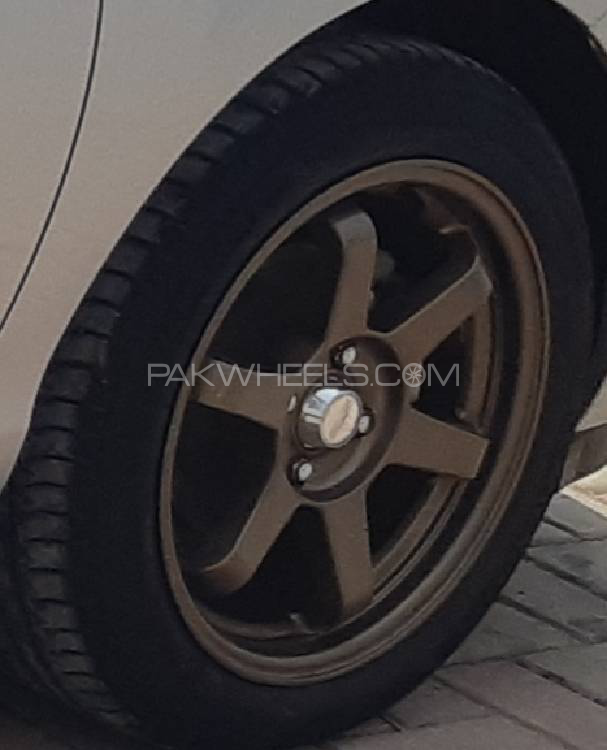 alloy rims with michelin tyres 16 inch 4 nuts Image-1