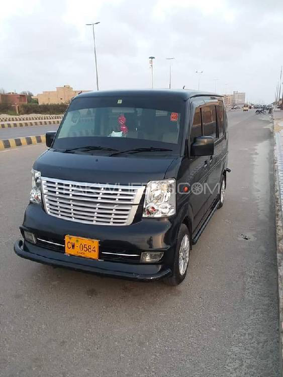 Chevrolet Van 2012 for Sale in Karachi Image-1