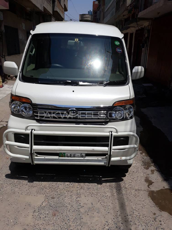 Daihatsu Atrai Wagon 2016 for Sale in Gujranwala Image-1