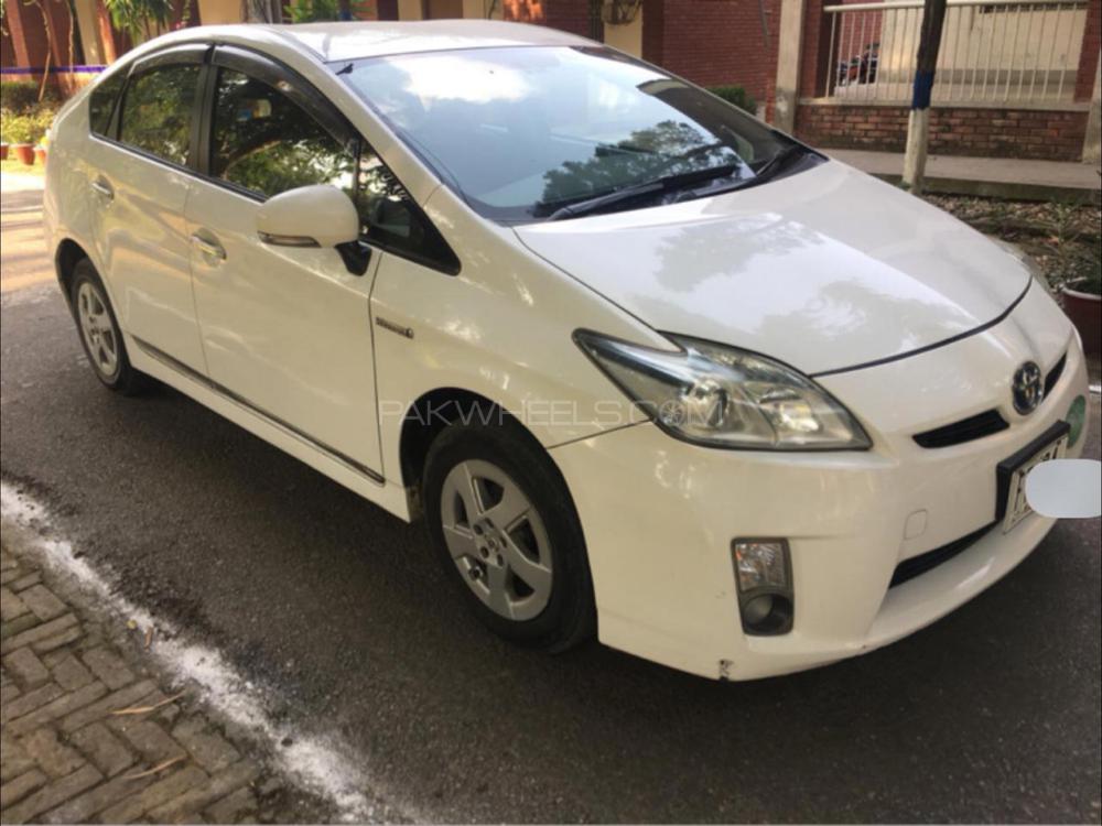 Toyota Prius 2011 for Sale in Lala musa Image-1