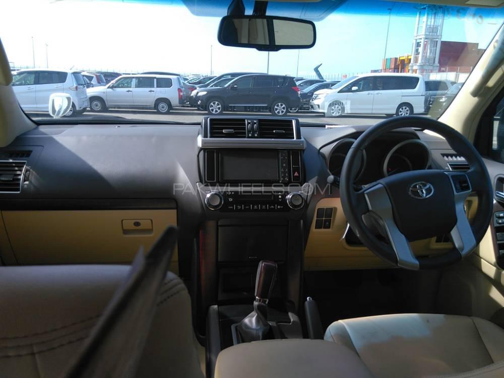 Toyota Prado 2013 for Sale in Karachi Toyota Prado 2013 for Sale in Karachi Image-8