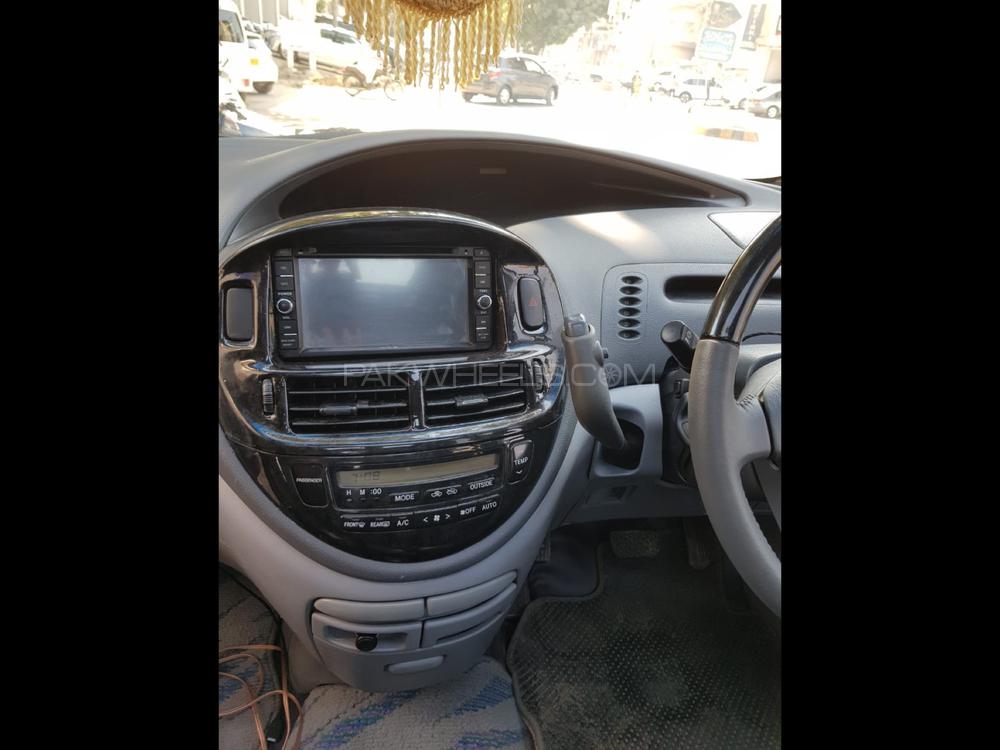 Toyota Estima 2003 for Sale in Karachi Toyota Estima 2003 for Sale in Karachi Image-12