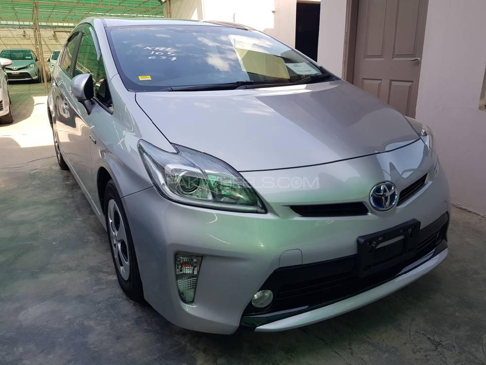 Toyota Prius 2015 for Sale in Islamabad Toyota Prius 2015 for Sale in Islamabad Image-2