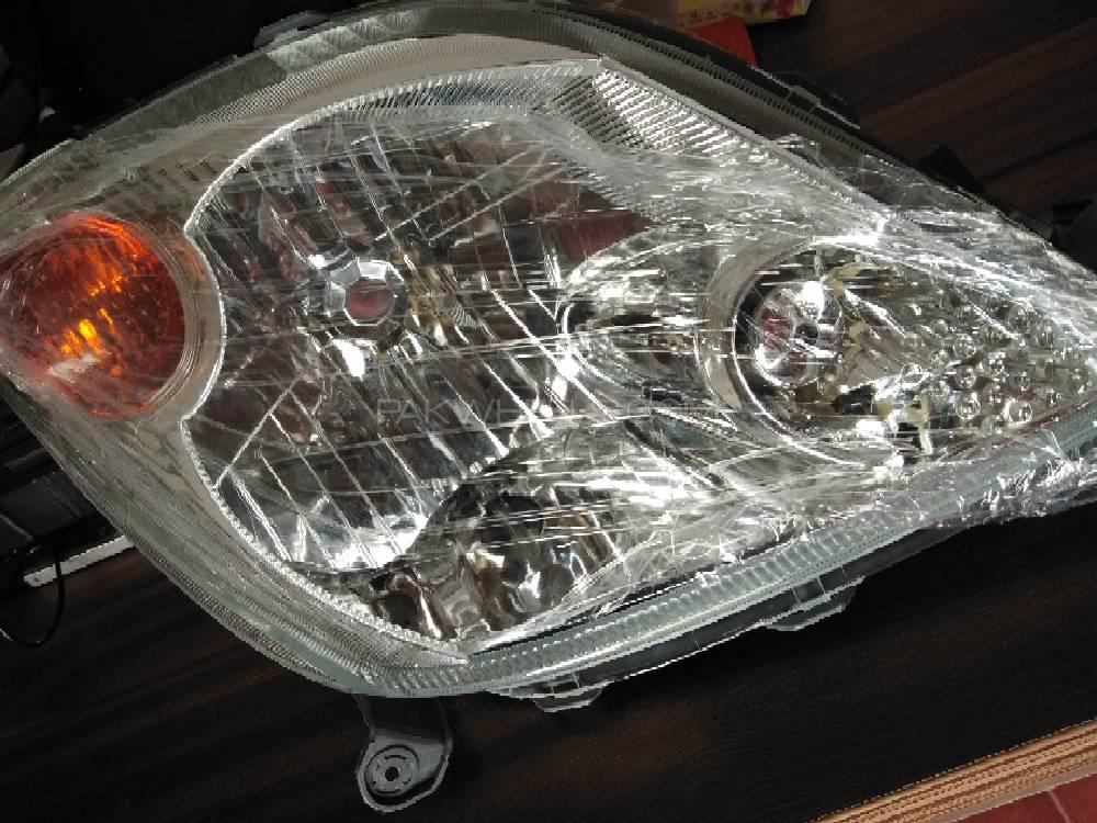 Toyota IST brand new headlights box pack Image-1