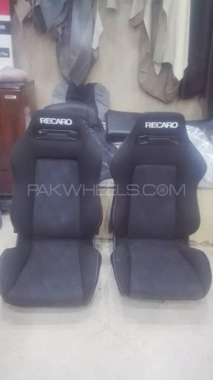 Recaro bucket seats Image-1
