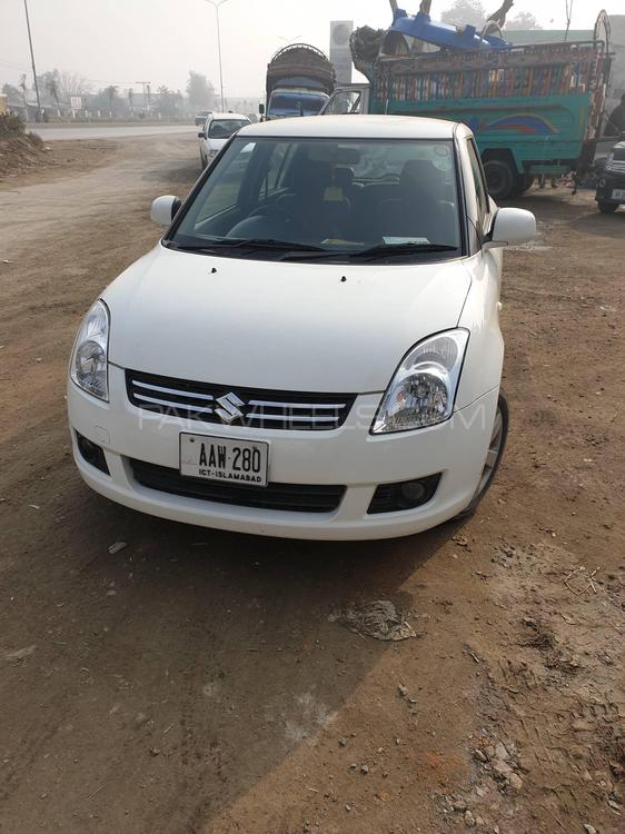 Suzuki Swift 2016 for Sale in Nowshera cantt Image-1