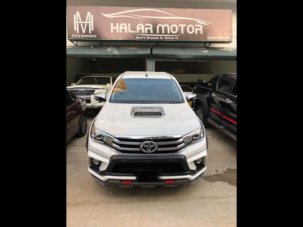 Toyota Hilux 2018 for Sale in Hyderabad Image-1