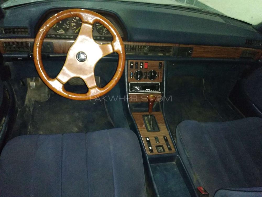 Mercedes Benz S Class 1982 for Sale in Lahore Mercedes Benz S Class 1982 for Sale in Lahore Image-9