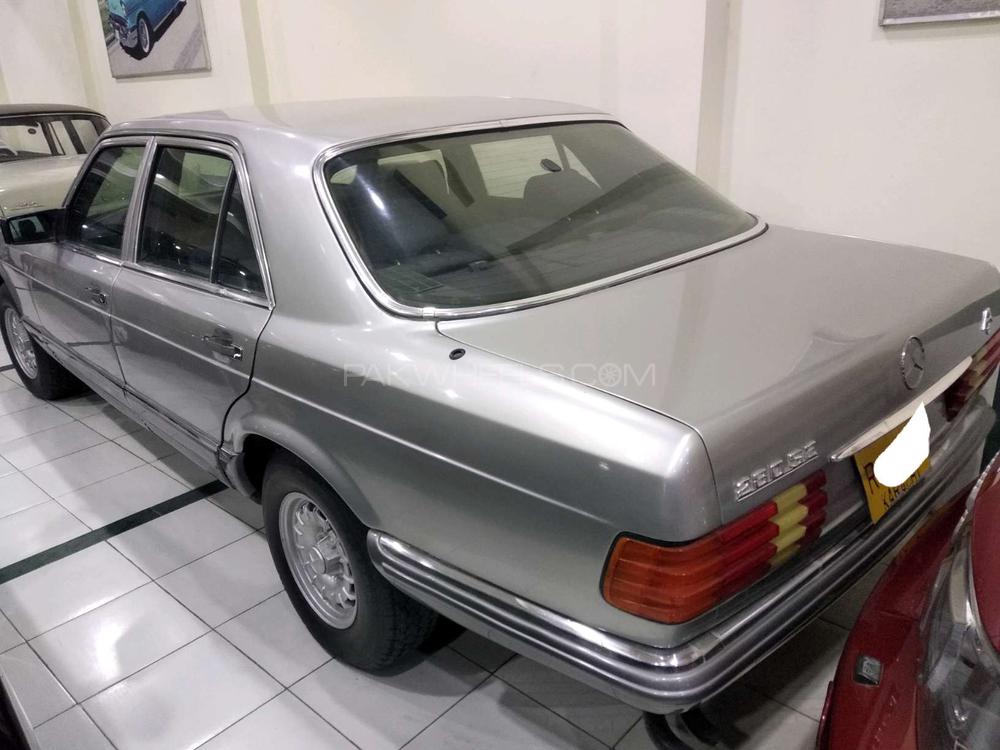 Mercedes Benz S Class 1982 for Sale in Lahore Mercedes Benz S Class 1982 for Sale in Lahore Image-11