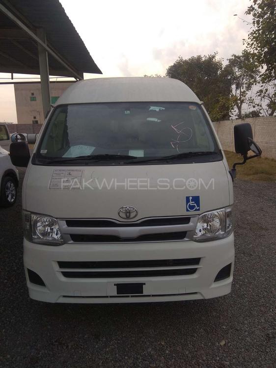 Toyota Hiace 2013 for Sale in Gujranwala Image-1