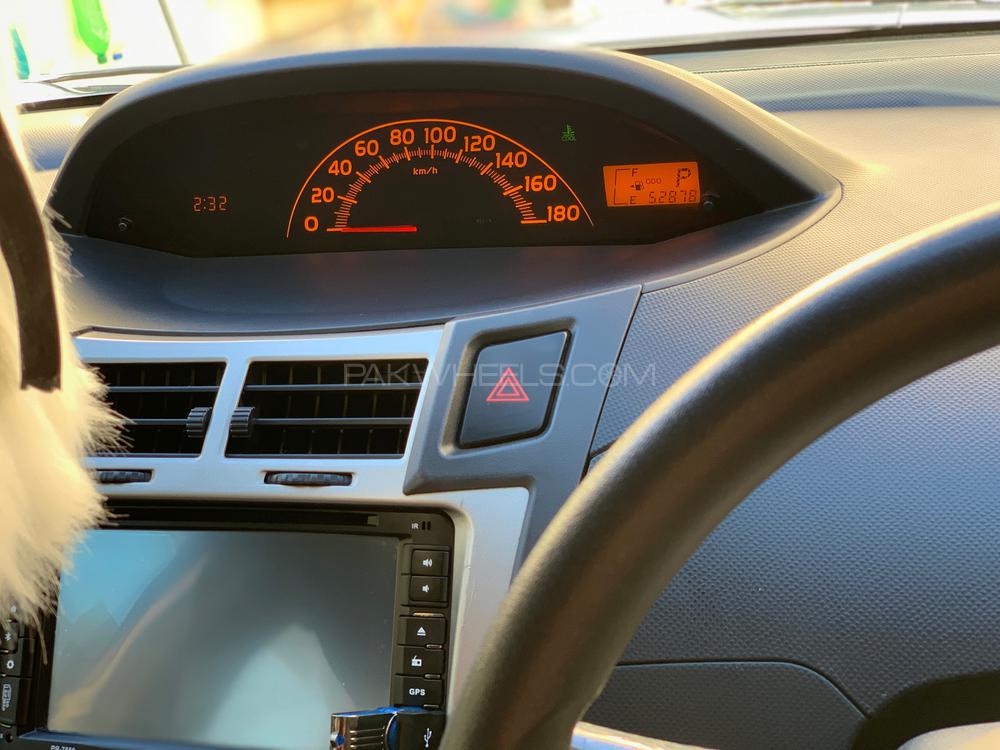 Toyota Vitz 2010 for Sale in Quetta Toyota Vitz 2010 for Sale in Quetta Image-5