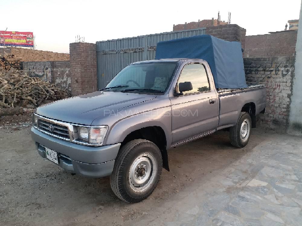 Toyota Hilux 2000 for Sale in Peshawar Toyota Hilux 2000 for Sale in Peshawar Image-2